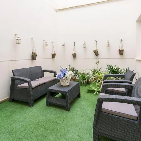 & Port Apartman